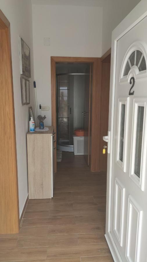 Apartmani Andrea Karlobag Extérieur photo