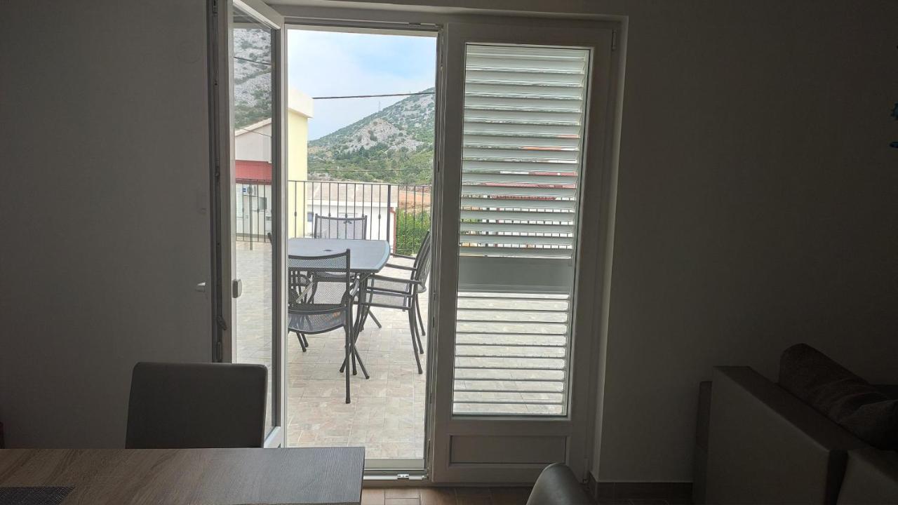 Apartmani Andrea Karlobag Extérieur photo